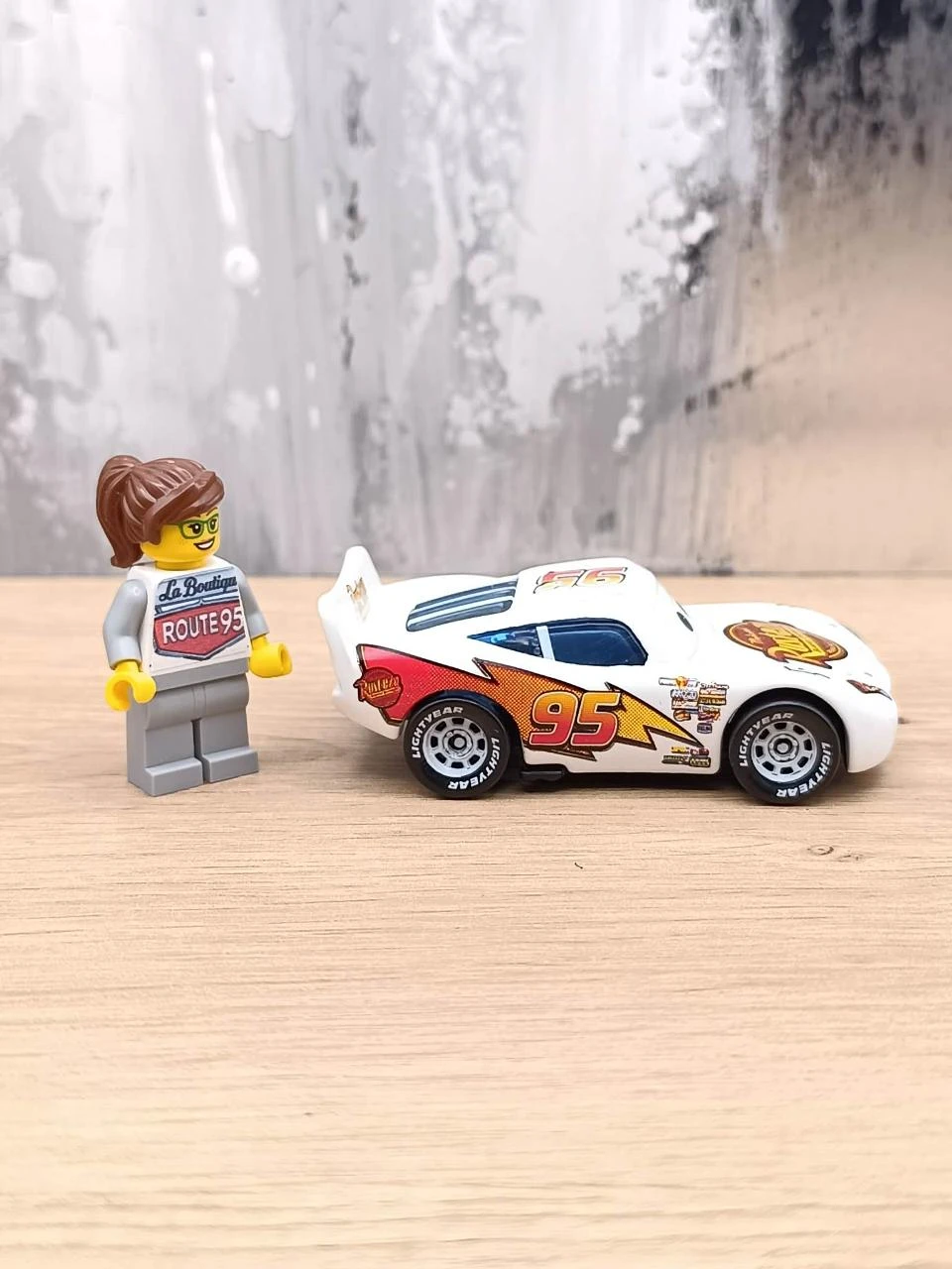 Voiture Cars Flash McQueen - Jouet neuf (CAS03) – photo 3
